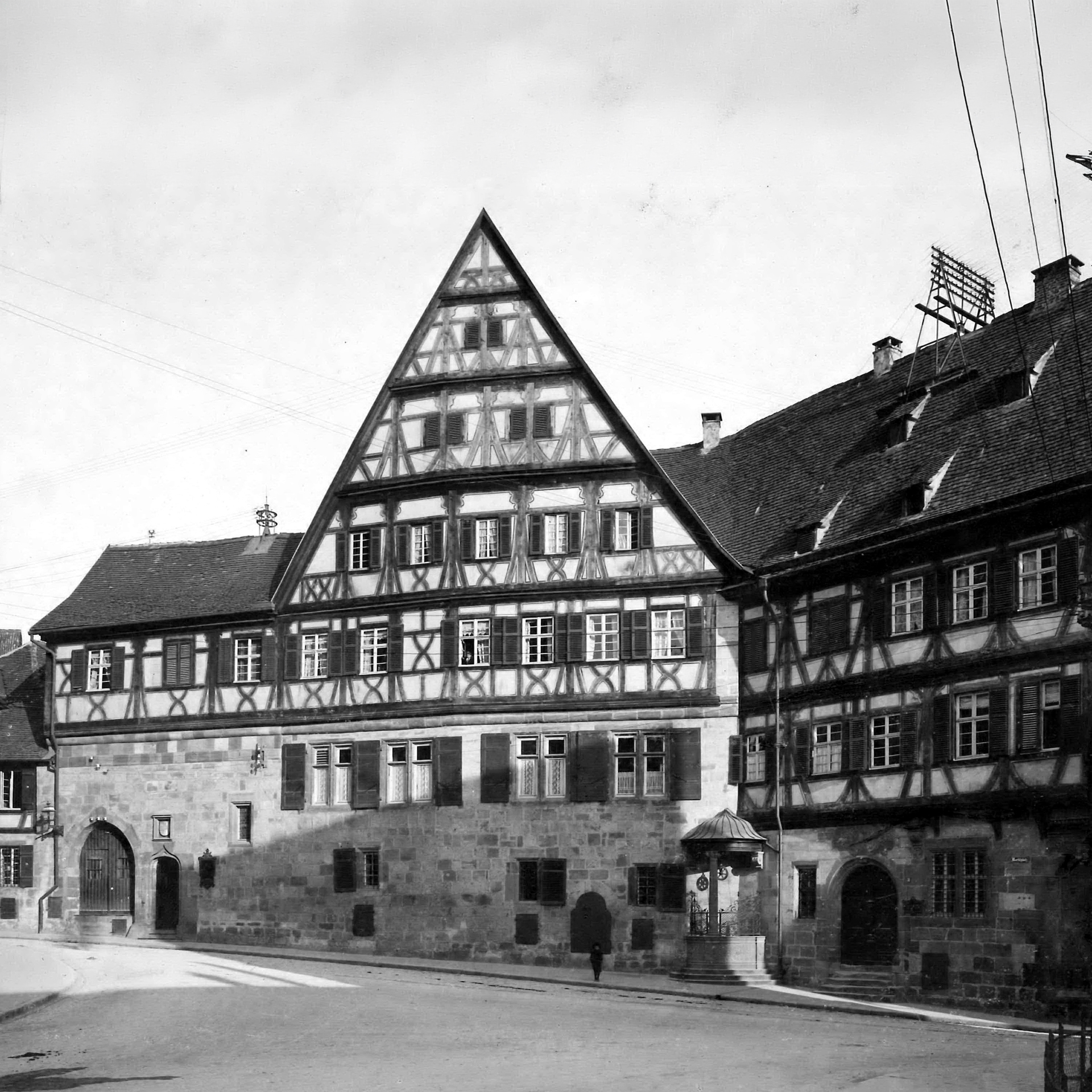 Historisches Gebäude mit Fachwerkfassade in Esslingen am Neckar