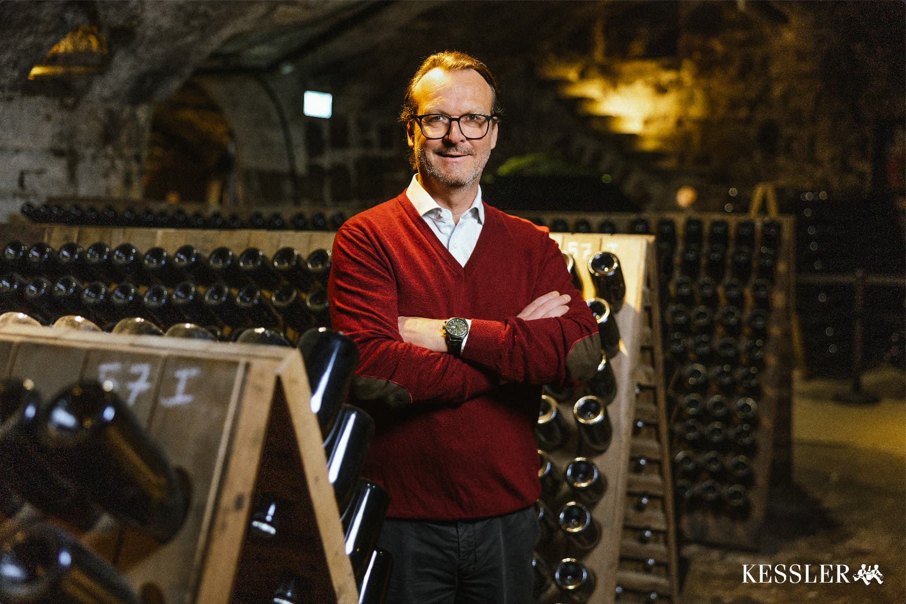 Christopher Baur, CEO von KESSLER, im historischen Gewölbekeller